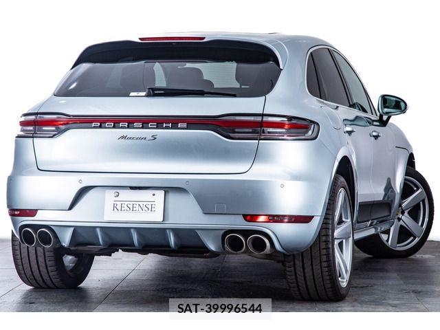 Porsche MACAN 2019-05 5875441-11