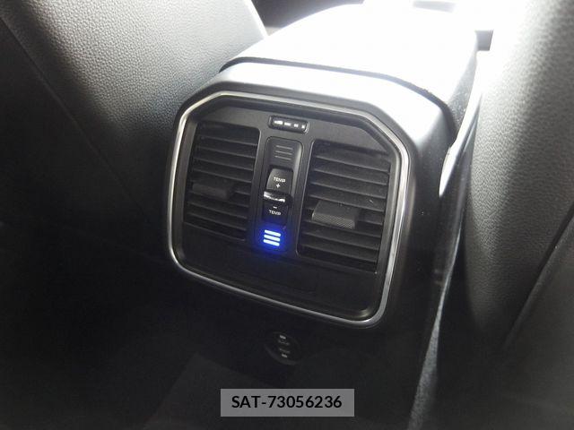 Porsche MACAN 2020-03 6016065-29
