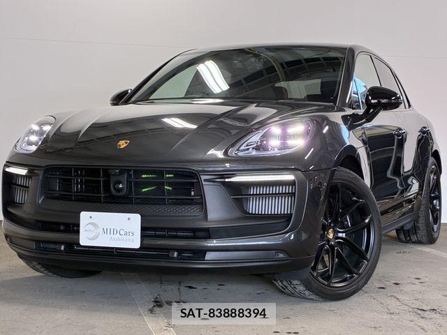 Porsche MACAN 2024-02 6016061-0