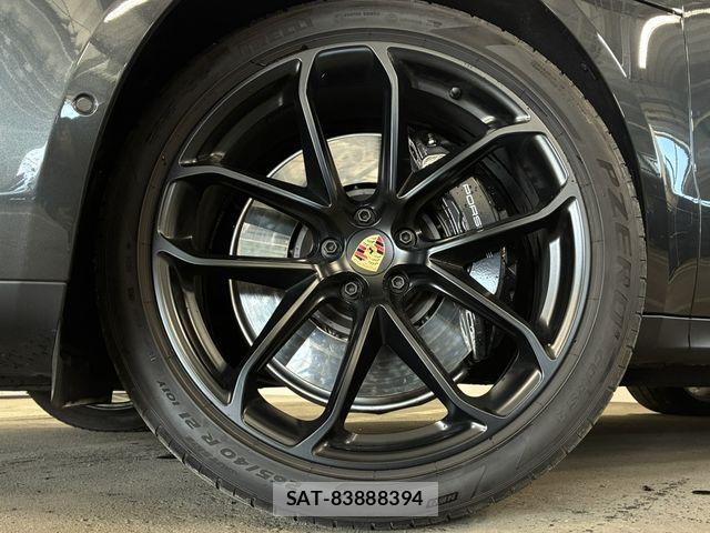 Porsche MACAN 2024-02 6016061-11