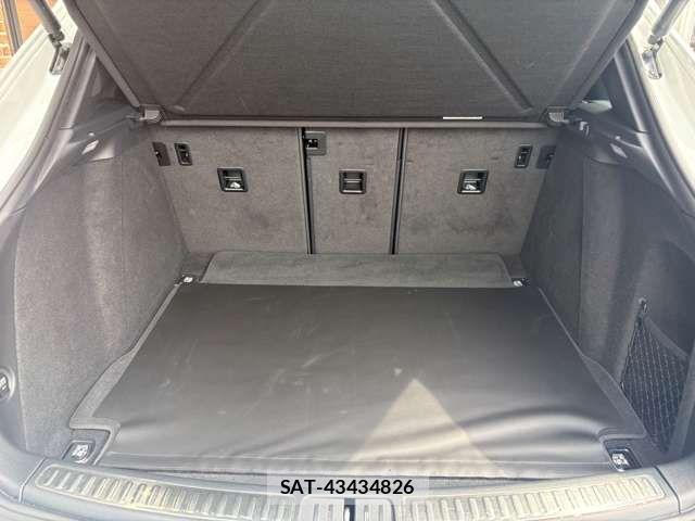 Porsche MACAN 2021-08 6016064-19