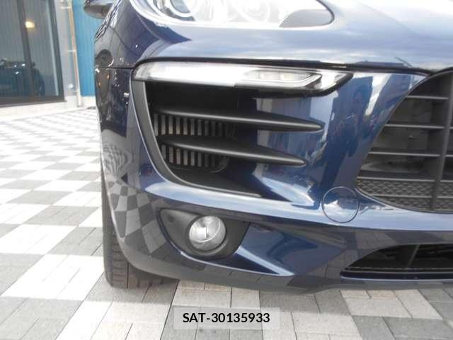 Porsche MACAN 2017-03 6246666-21