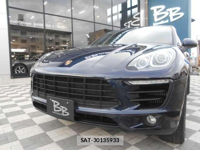 Porsche MACAN 2017-03 6246666-23