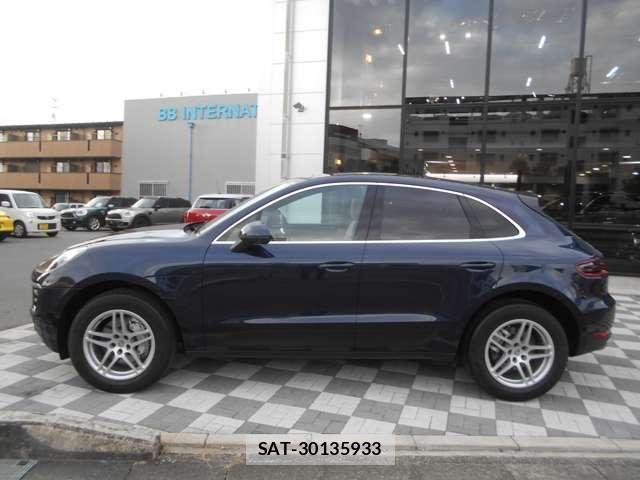 Porsche MACAN 2017-03 6246666-7