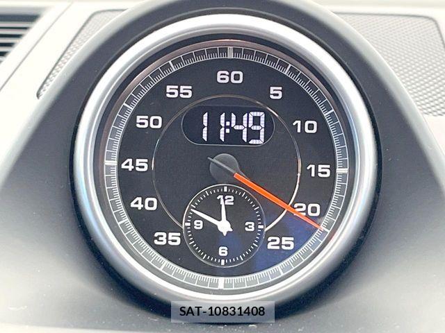 Porsche MACAN 2016-07 6305908-3