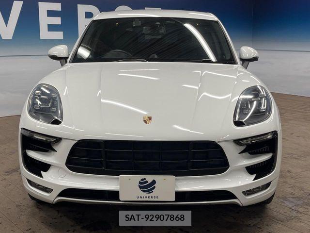 Porsche MACAN 2017-04 6527162-14