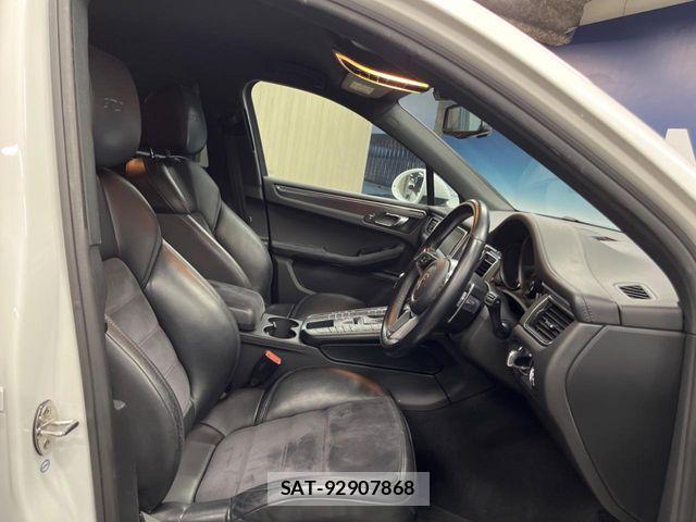 Porsche MACAN 2017-04 6527162-8
