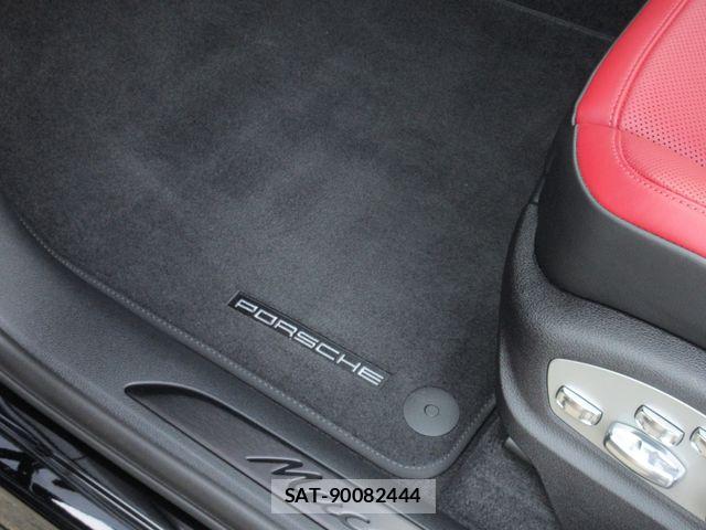 Porsche MACAN 2024-02 6546451-18