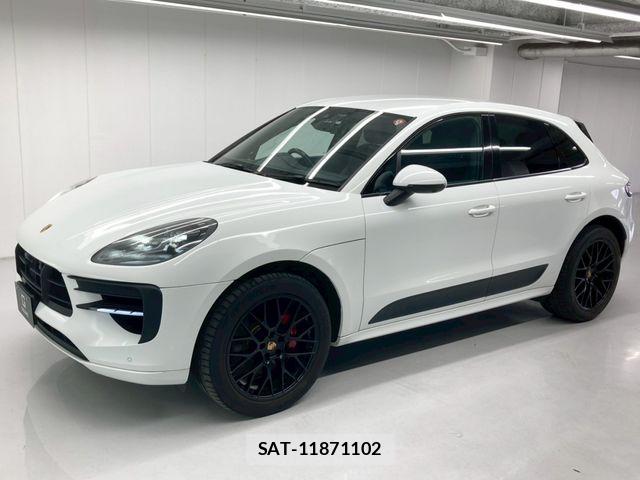 Porsche MACAN 2020-06 6614150-0