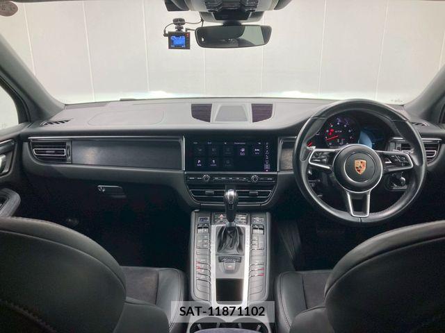 Porsche MACAN 2020-06 6614150-1