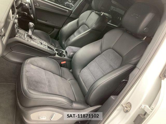 Porsche MACAN 2020-06 6614150-3