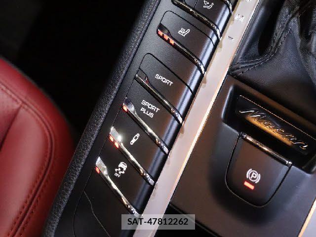 Porsche MACAN 2018-08 6614151-14