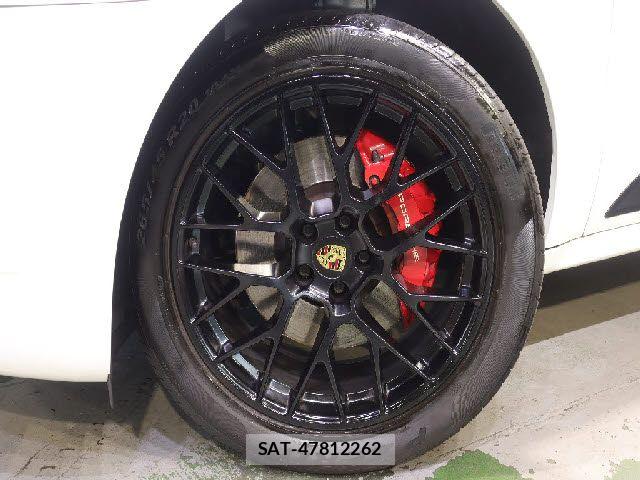 Porsche MACAN 2018-08 6614151-18