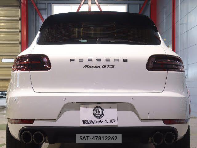 Porsche MACAN 2018-08 6614151-5