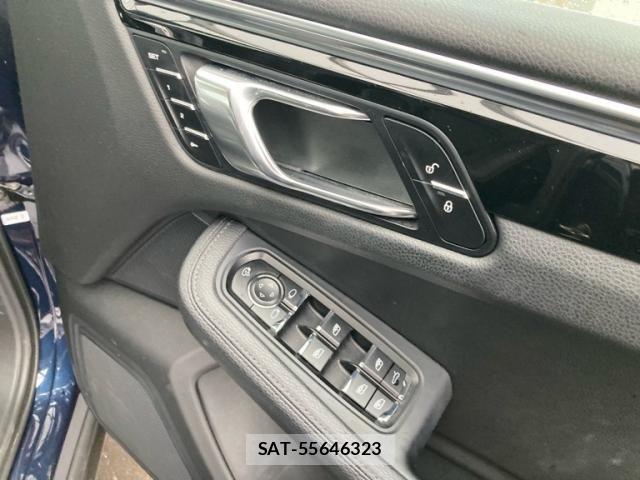 Porsche MACAN 2015-12 6614154-18