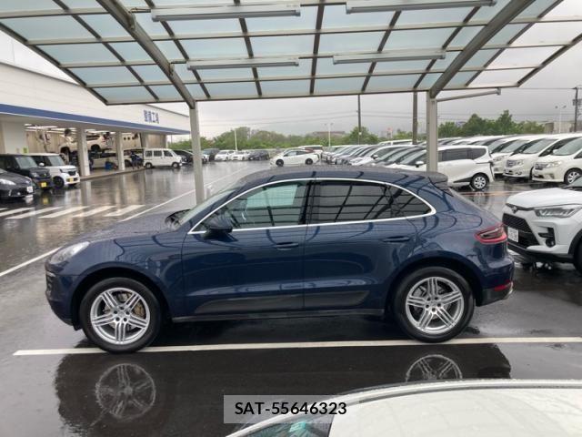 Porsche MACAN 2015-12 6614154-2