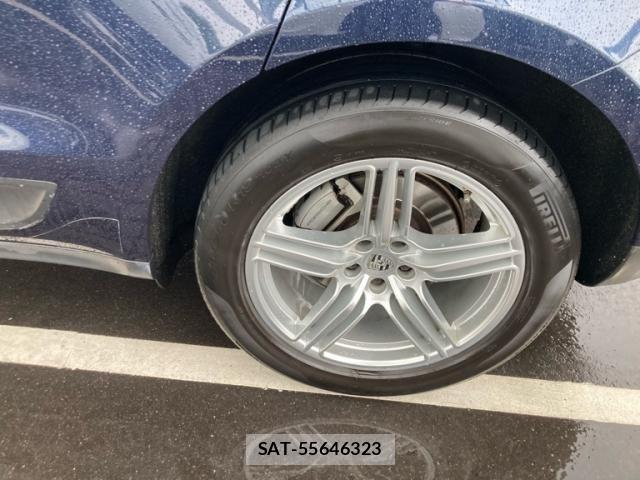 Porsche MACAN 2015-12 6614154-4