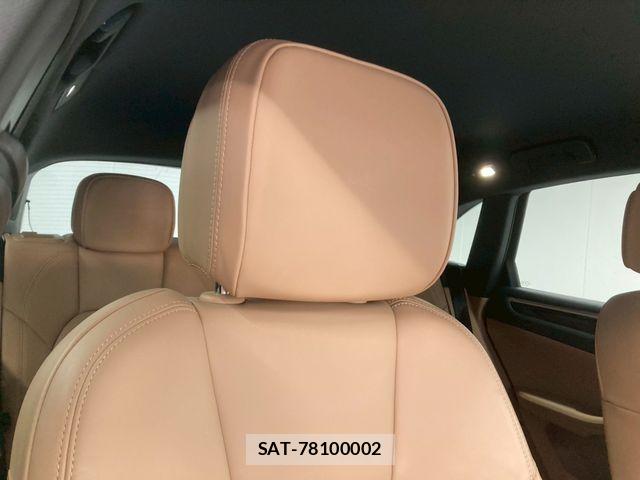 Porsche MACAN 2023-03 6614149-23