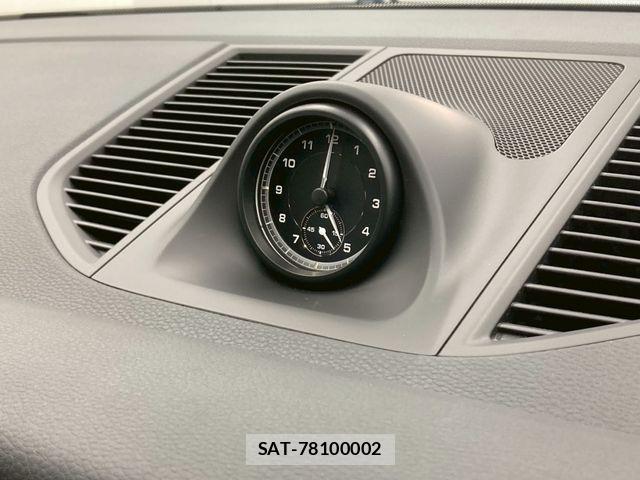 Porsche MACAN 2023-03 6614149-28