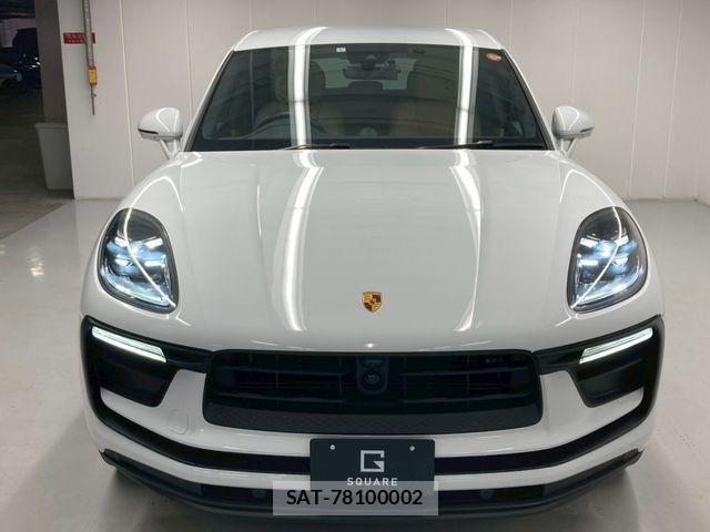 Porsche MACAN 2023-03 6614149-6