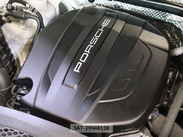 Porsche MACAN 2019-12 6677496-17