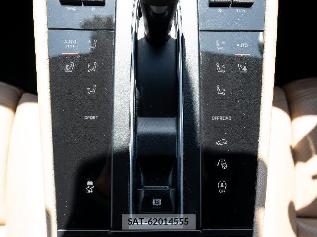 Porsche MACAN 2022-12 6682819-11
