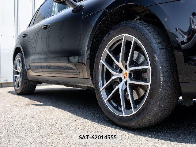 Porsche MACAN 2022-12 6682819-1