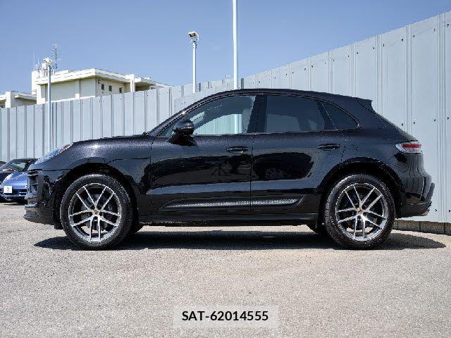 Porsche MACAN 2022-12 6682819-26