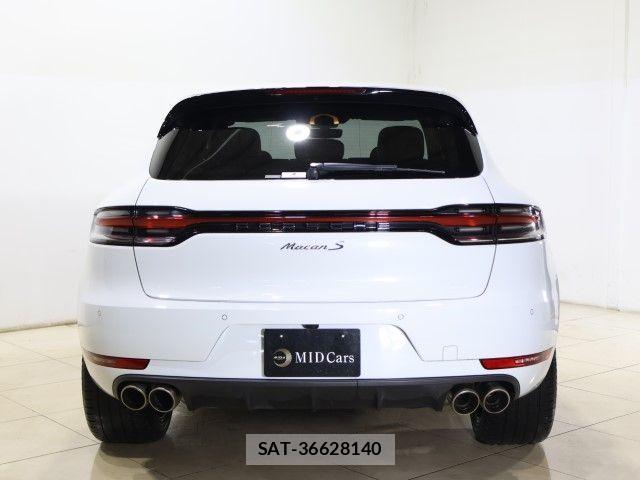 Porsche MACAN 2019-05 6717054-12