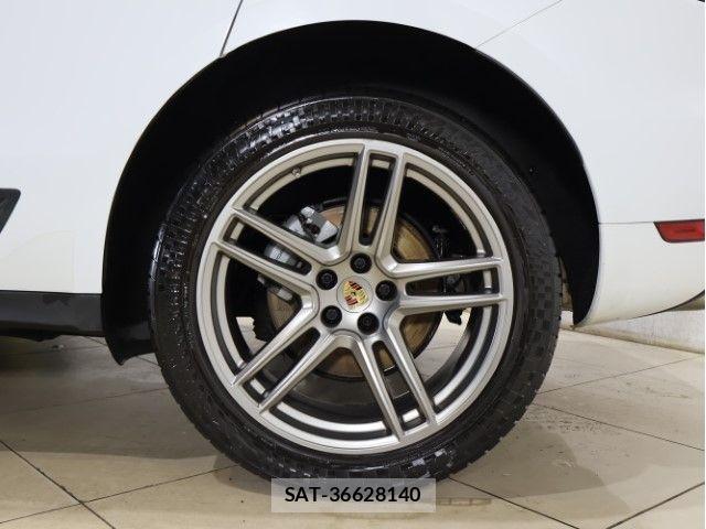 Porsche MACAN 2019-05 6717054-15