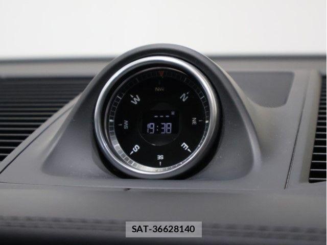 Porsche MACAN 2019-05 6717054-20