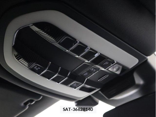Porsche MACAN 2019-05 6717054-21