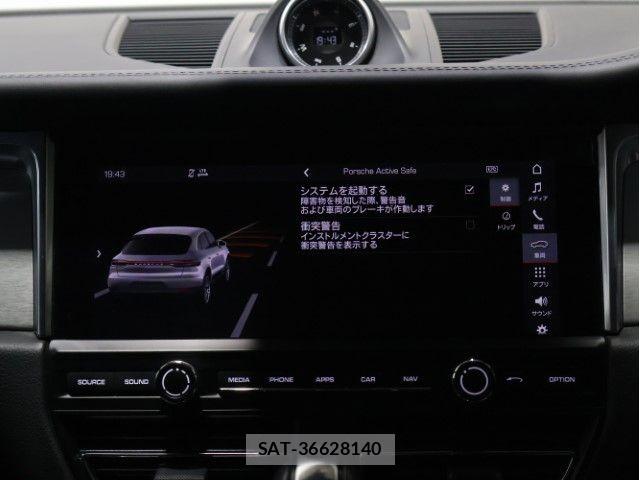 Porsche MACAN 2019-05 6717054-28