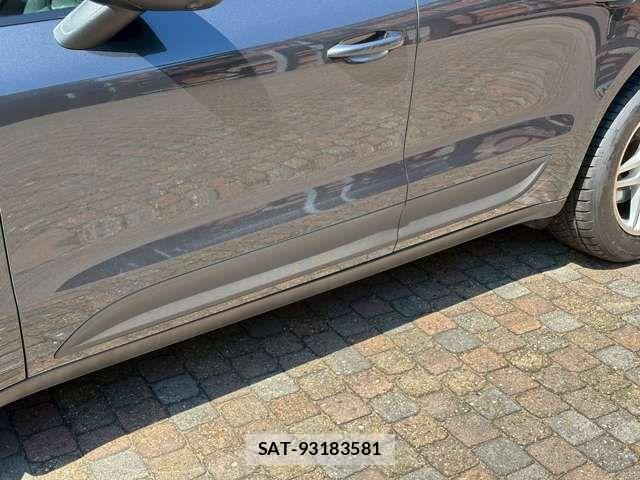 Porsche MACAN 2021-03 6911153-18