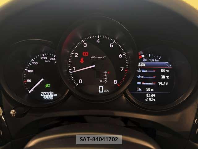 Porsche MACAN 2024-06 6997134-13