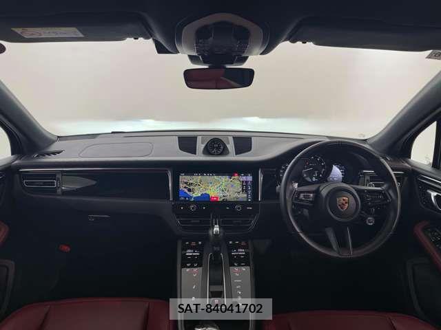 Porsche MACAN 2024-06 6997134-1