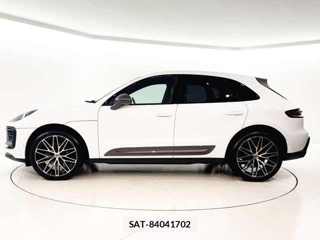 Porsche MACAN 2024-06 6997134-3