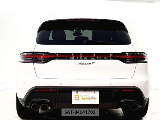 Porsche MACAN 2024-06 6997134-5