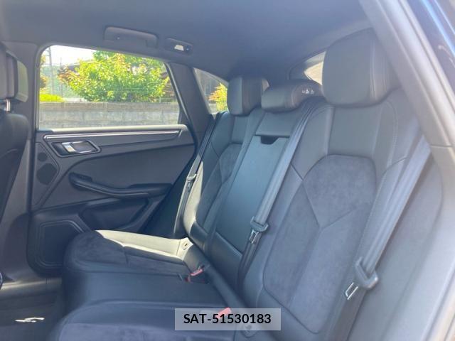 Porsche MACAN 2017-03 7021237-11