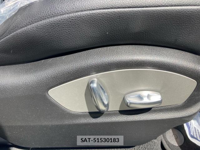 Porsche MACAN 2017-03 7021237-18