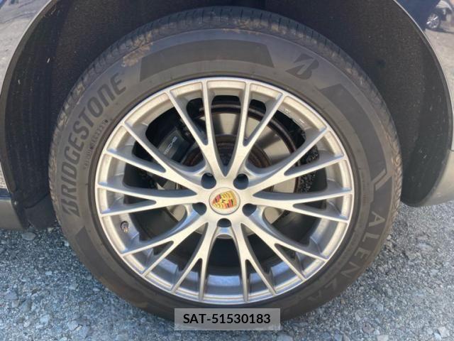 Porsche MACAN 2017-03 7021237-6