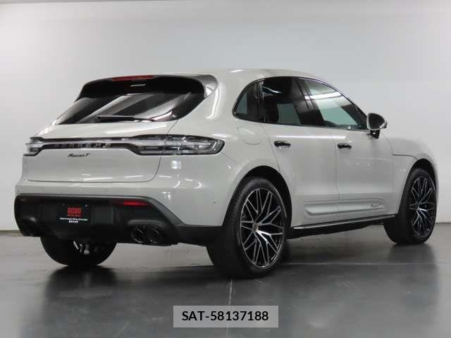 Porsche MACAN 2024-05 7223560-4