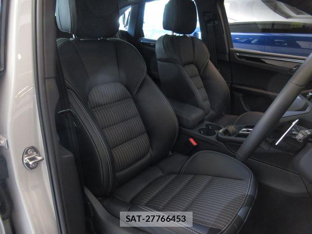 Porsche MACAN 2026-04 7223559-6