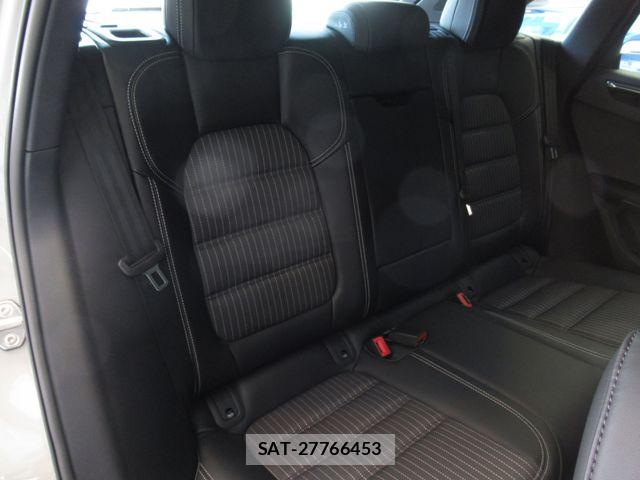 Porsche MACAN 2026-04 7223559-8