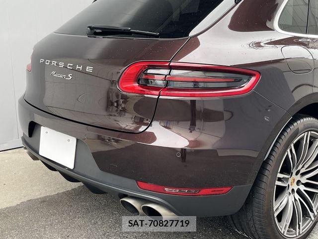Porsche MACAN 2016-04 7329357-11