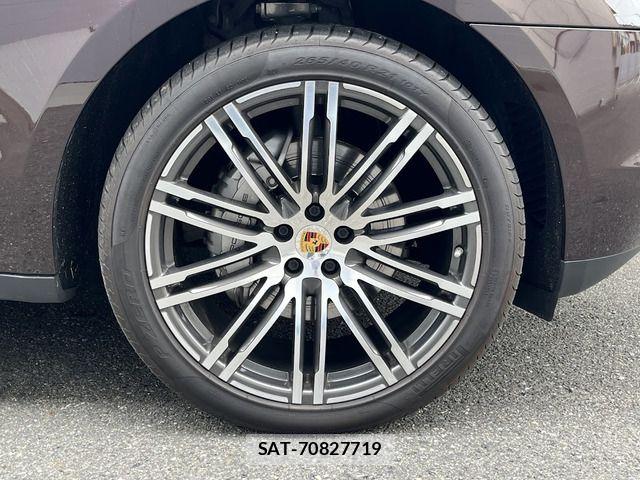 Porsche MACAN 2016-04 7329357-14