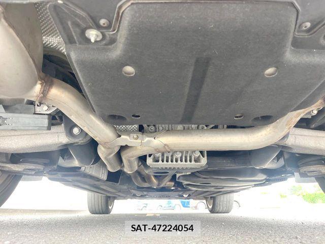 Porsche MACAN 2015-08 7329360-19