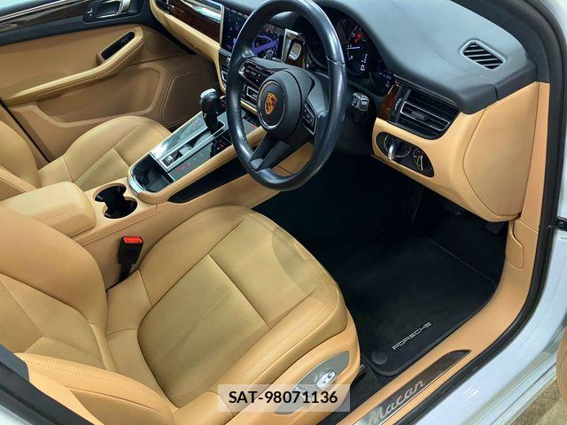 Porsche MACAN 2022-12 7329355-22