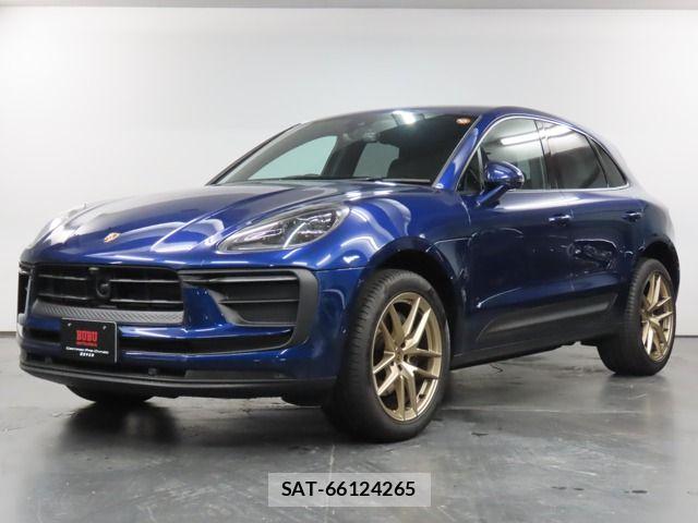 Porsche MACAN 2024-10 7359304-0