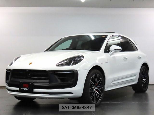 Porsche MACAN 2022-04 7393542-0
